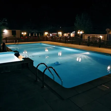 Smeraldo Kamp alanı Dormelletto