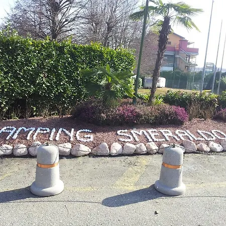 Smeraldo אתר קמפינג